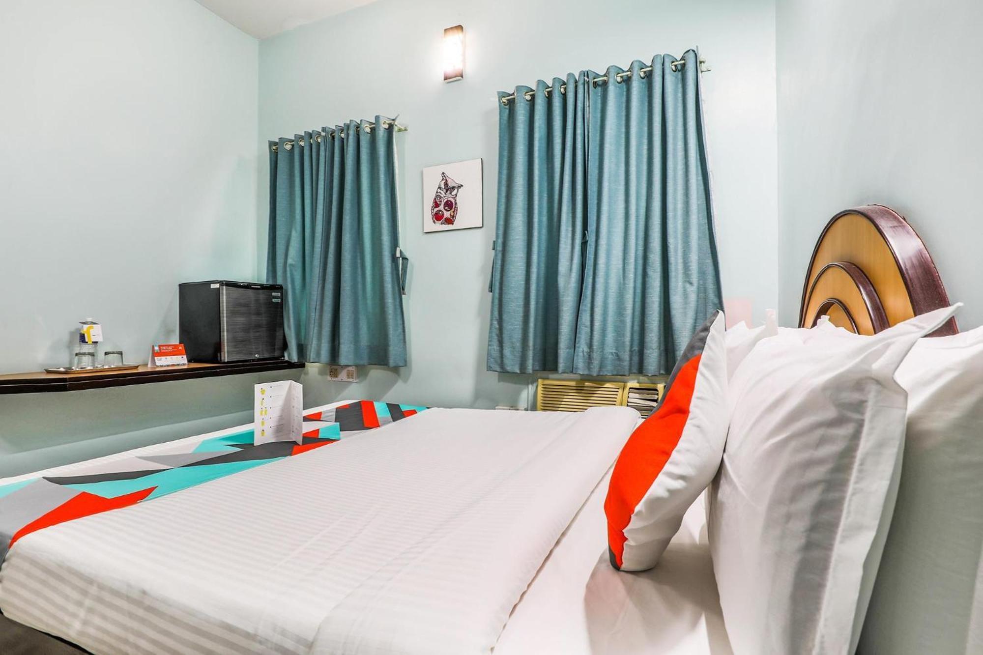 Fabexpress Santhi Inn - 500 Meters From Promenade Beach Pondicherry Exterior foto